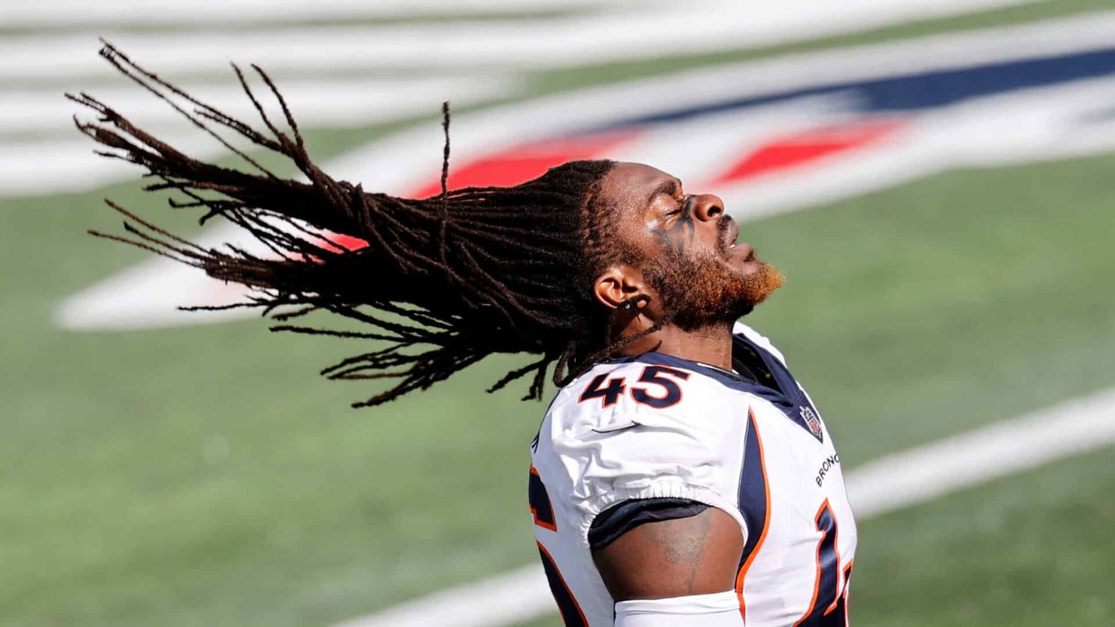 First Nfl Player With Dreadlocks